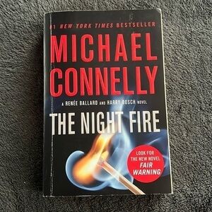 📚The Night Fire: A Book by Michael Connelly